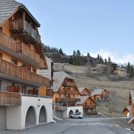 Aparthotel De Praroustan By Actisource Pra Loup